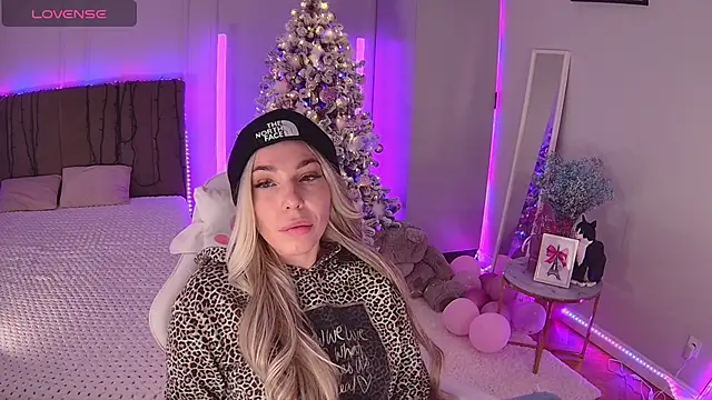 Daysy Wood online show from January 14, 11:38 am