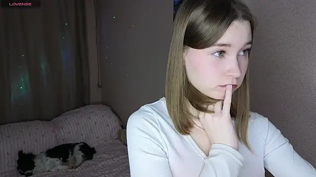 Snapshot of vickky_shy chatting on January 14, 5:51 pm vickky shy online show from January 14, 5:51 pm