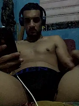 Wicy23 online show from May 27, 2:08 am