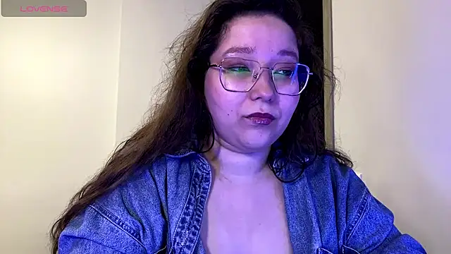 AemiliaLust online show from January 17, 6:22 pm