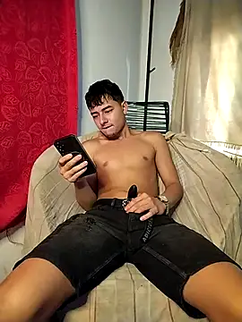 attractive-sexx online show from February 17, 1:07 pm