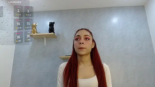 shopie moon  online show from January 15, 3:27 pm