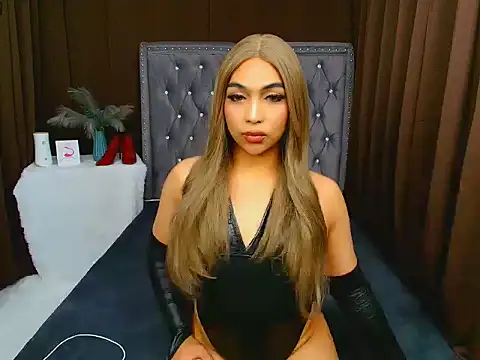 Clea Moore online show from February 25, 6:34 am