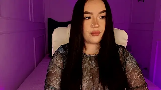 tinafox  online show from April 7, 7:09 am