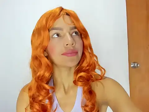 Snapshot of esperanzagomez chatting on January 15, 2:43 pm esperanzagomez online show from January 15, 2:43 pm