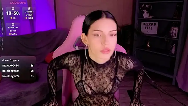 Kelly  Bunny online show from June 3, 2:33 pm
