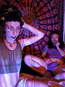 xxEMMxxx online show from February 6, 8:51 am