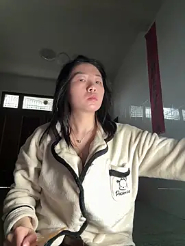 Cheating-wife online show from April 2, 8:12 am