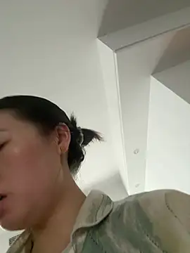 Cheating-wife online show from July 3, 8:10 am