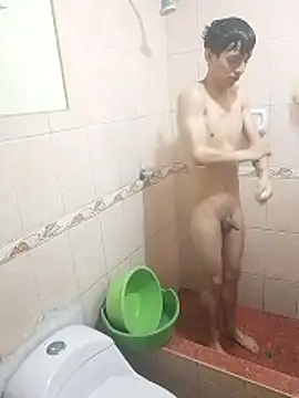 angelguere online show from February 10, 6:01 pm