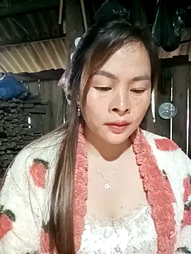 Snapshot of Bling_sexy chatting on January 19, 12:25 am Bling sexy online show from January 19, 12:25 am