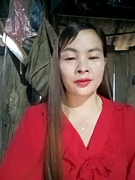 Snapshot of Bling_sexy chatting on February 1, 1:04 am Bling sexy online show from February 1, 1:04 am