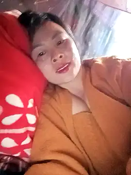 Snapshot of Bling_sexy chatting on March 1, 1:02 pm Bling sexy online show from March 1, 1:02 pm