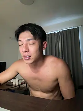 Snapshot of Yooo17 chatting on June 13, 10:13 am Yooo17 online show from June 13, 10:13 am