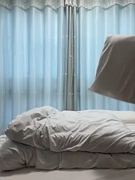 ruanruan05 online show from March 7, 1:02 am