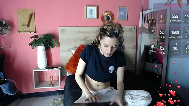 Snapshot of maria_Turner1 chatting on May 28, 10:01 am maria Turner1 online show from May 28, 10:01 am