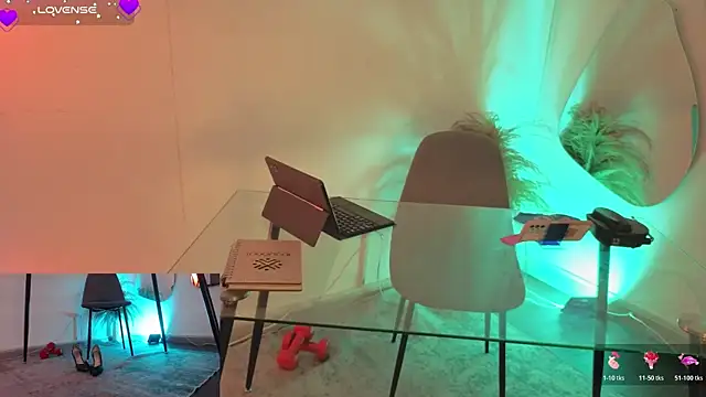 fransheskarossi online show from April 7, 12:27 pm