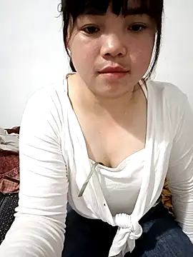 Snapshot of Elizabeth8 chatting on February 23, 8:55 am Elizabeth8 online show from February 23, 8:55 am