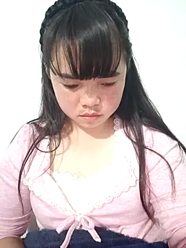 Snapshot of Elizabeth8 chatting on February 25, 11:14 pm Elizabeth8 online show from February 25, 11:14 pm