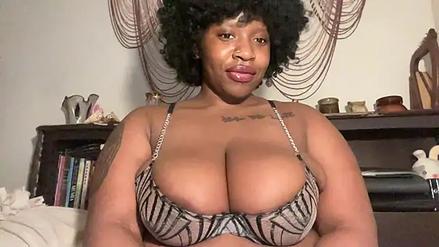 mayluvsu online show from March 23, 10:36 pm