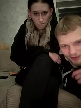 HotcoupleTrouble online show from January 15, 6:44 pm