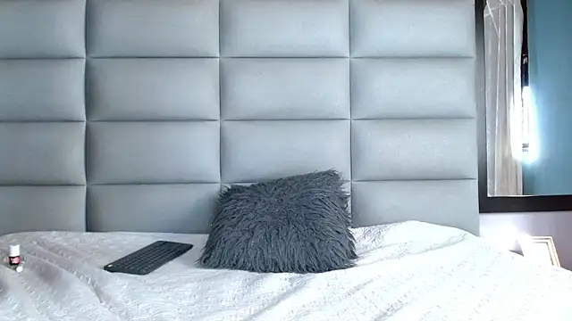 miss-liz- online show from April 1, 1:41 pm