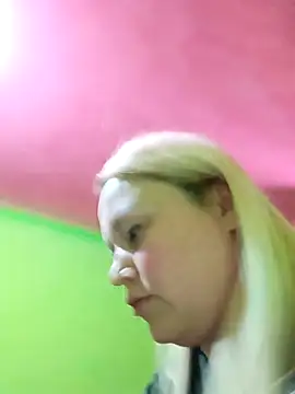 LisaWiliams online show from February 4, 10:32 am