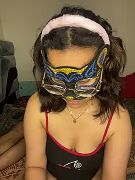 JAMILA-ARABIC online show from March 7, 10:29 pm