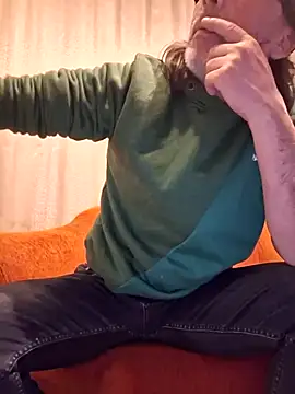 Snapshot of Kanun_Suz34 chatting on January 15, 9:51 pm Kanun Suz34 online show from January 15, 9:51 pm