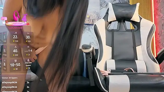 Snapshot of Girls_Beach_aws chatting on March 2, 7:15 am Girls Beach aws online show from March 2, 7:15 am