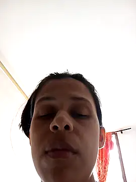 mitzukywinteer online show from February 8, 6:11 pm