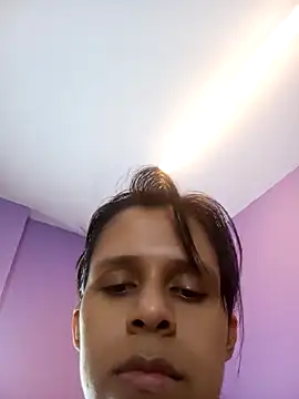 mitzukywinteer online show from February 28, 8:10 pm