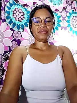 Snapshot of Yandris_1212 chatting on April 28, 1:05 pm Yandris 1212 online show from April 28, 1:05 pm