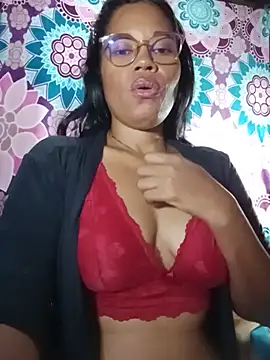 Snapshot of Yandris_1212 chatting on May 30, 12:19 am Yandris 1212 online show from May 30, 12:19 am