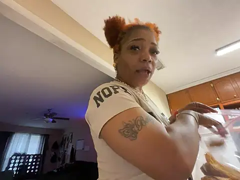 nikdicsucka online show from February 11, 12:54 pm