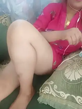 Naughty-Yousra online show from August 2, 8:13 am