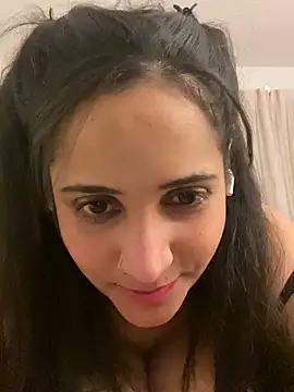 Snapshot of ohhiyou chatting on February 19, 8:32 am ohhiyou online show from February 19, 8:32 am