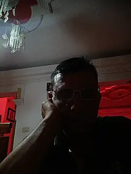 Juanstevan2724 online show from February 22, 3:29 am