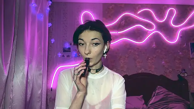 Cutle Harper online show from January 18, 2:54 pm