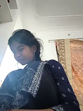 Snapshot of Cute-Natashaa chatting on February 19, 7:15 am Cute-Natashaa online show from February 19, 7:15 am