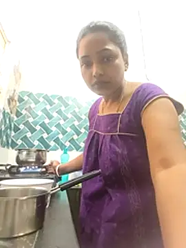 Hot-Tinaa online show from February 21, 3:18 am