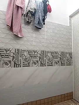 Hot-Tinaa online show from April 9, 9:26 am