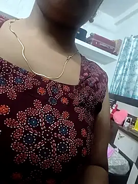 Hot-Tinaa online show from April 12, 4:34 pm