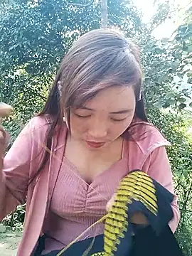 lia-coy online show from March 22, 8:40 am