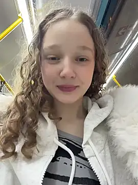 outside rosy online show from April 27, 8:40 pm