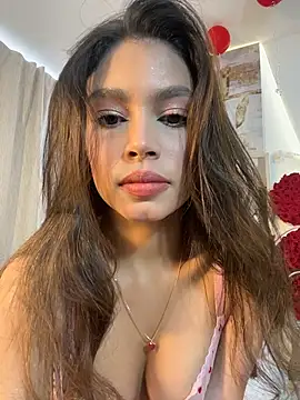 Amaliarand online show from February 14, 5:10 pm