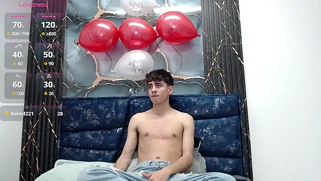 Snapshot of Lust_demian chatting on February 14, 12:13 pm Lust demian online show from February 14, 12:13 pm