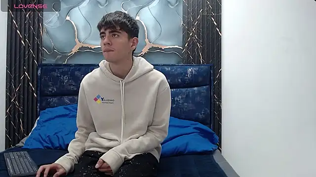 Snapshot of Lust_demian chatting on February 24, 11:41 am Lust demian online show from February 24, 11:41 am