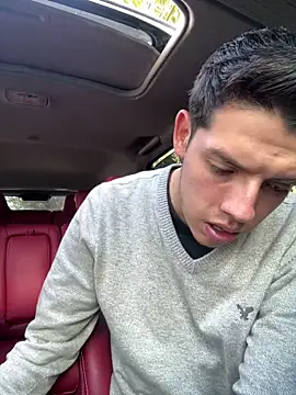 maximo 15  online show from January 18, 7:06 pm