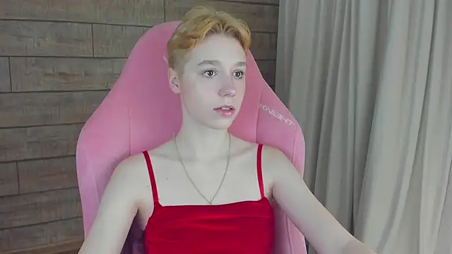 Snapshot of AgataGate chatting on February 9, 4:16 am AgataGate online show from February 9, 4:16 am